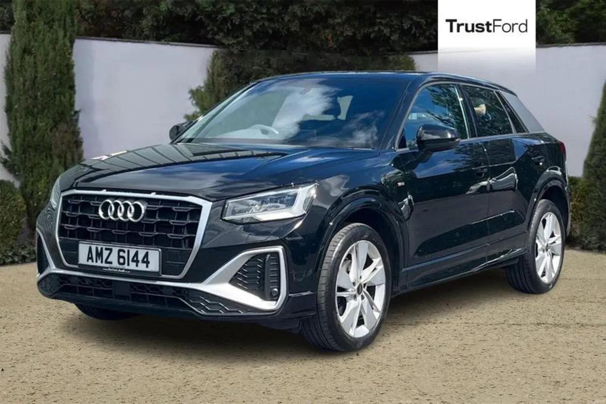 Audi Q2 1.5 TFSI CoD 35 S line SUV 5dr - PARKING S - Image 5