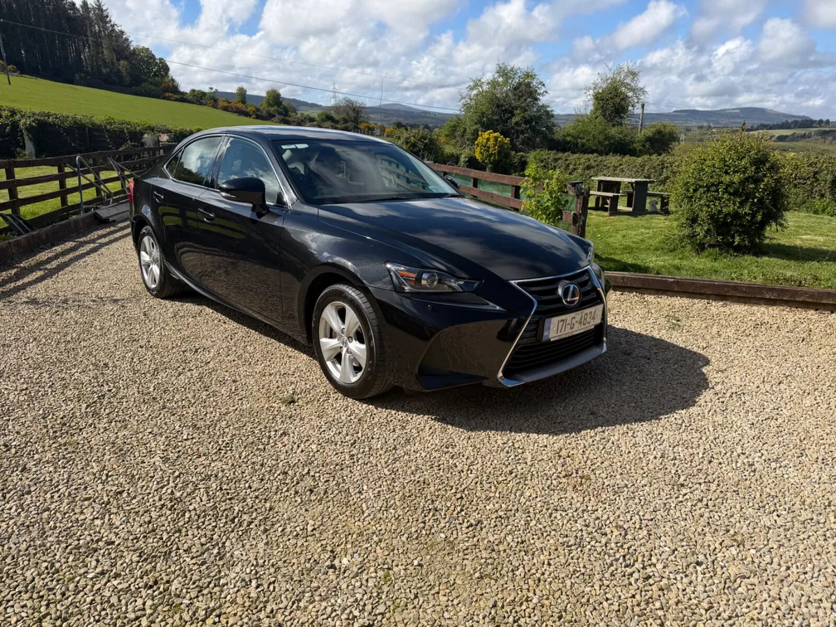 Lexus IS 300H 2017 Lovey Clean Car 2017 - Image 2