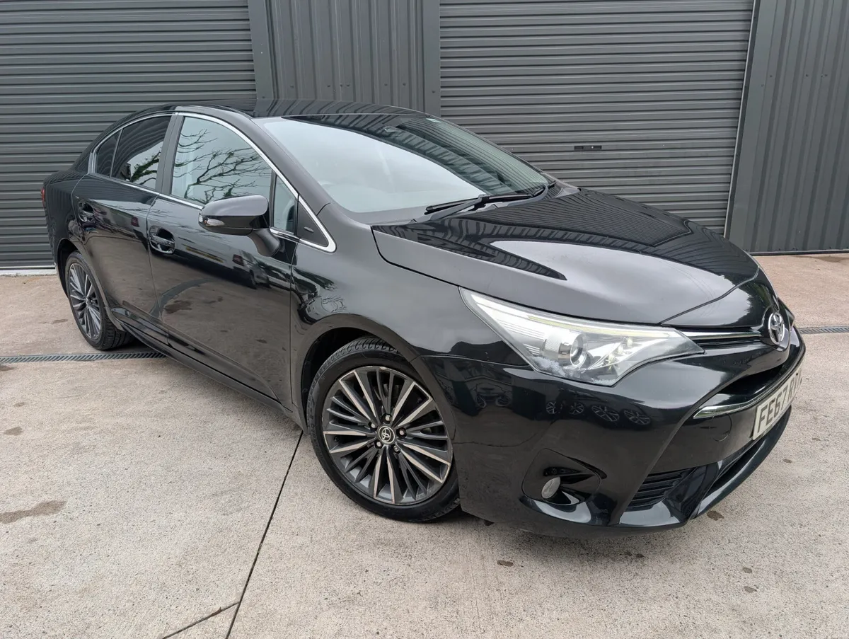 2017 Toyota Avensis 2.0D Design - Image 2
