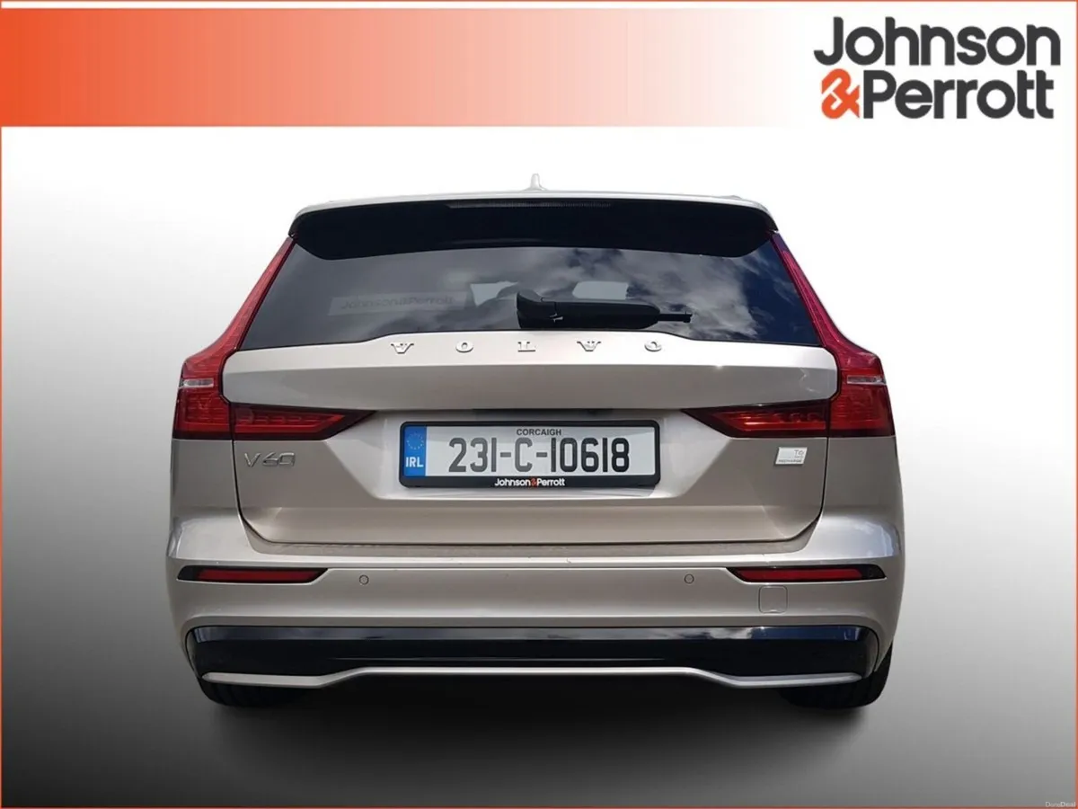 Volvo V60 T6 350bhp Plus Dark AWD (Two Year Selekt - Image 6