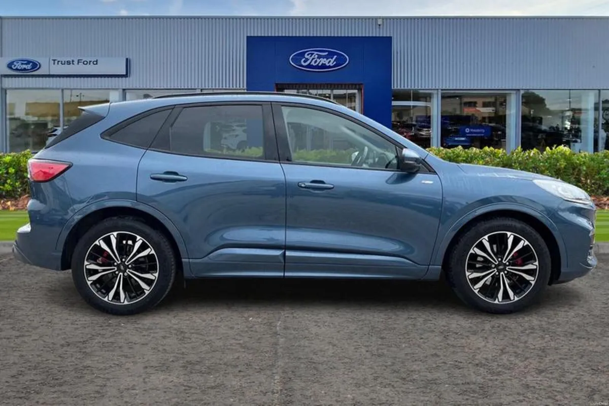 Ford Kuga ST-Line X Edition - Image 3