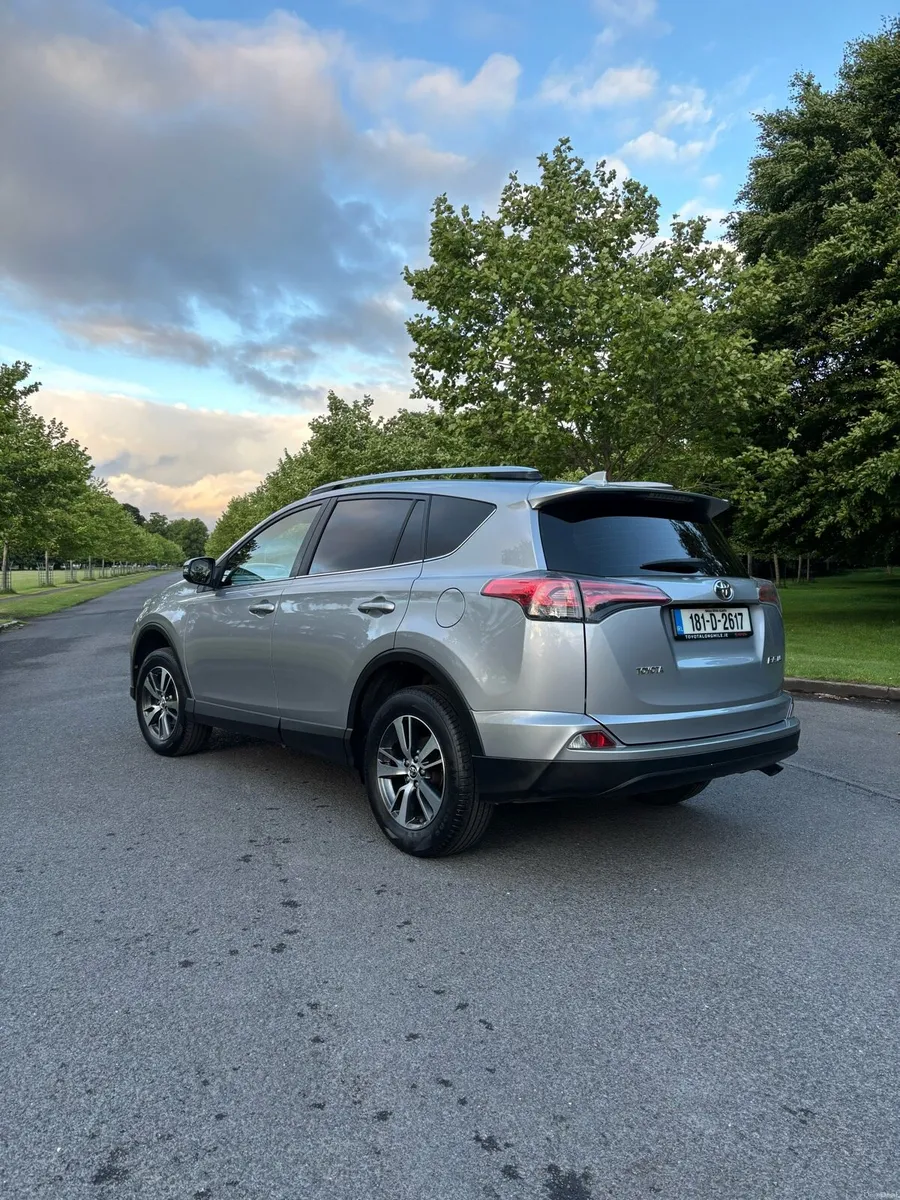 2018 Toyota RAV4 D-4-D Luna - Image 3