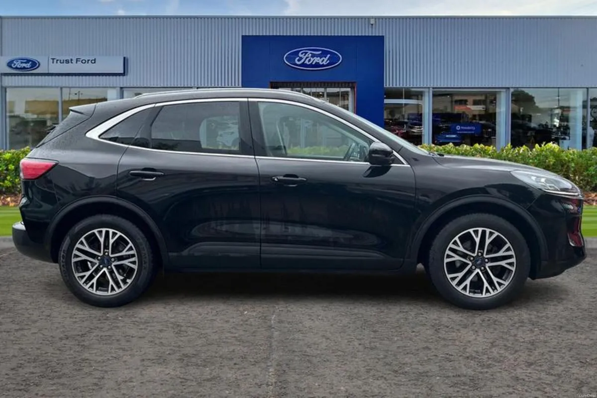 Ford Kuga Titanium - Image 3