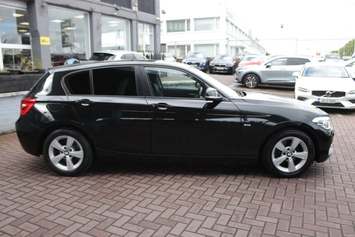 118D SPORT EDITION 5DR HATCHBACK AUTO // STUNNING - Image 3