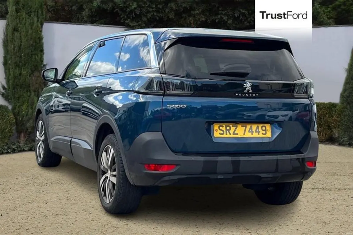 Peugeot 5008 Active Premium - Image 2