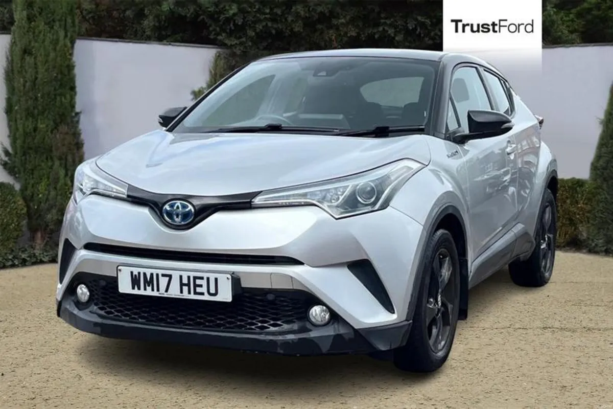Toyota C-HR 1.8 Hybrid Icon 5dr CVT- Reversing Cam - Image 5