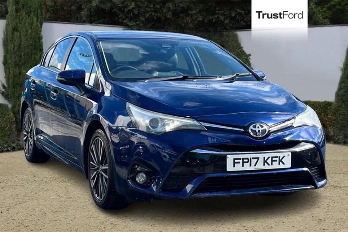 Toyota Avensis Design - Image 1