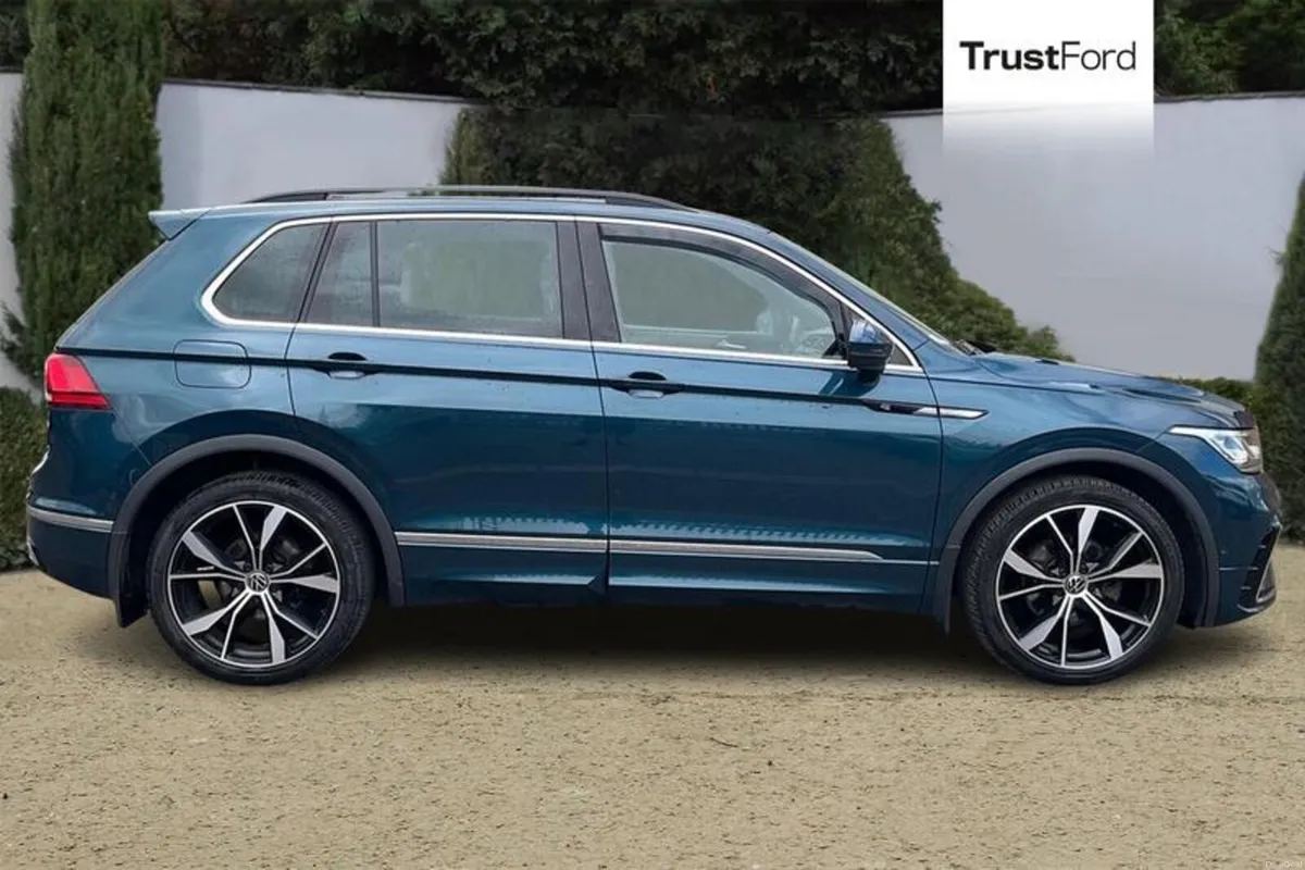 Volkswagen Tiguan R-Line - Image 3