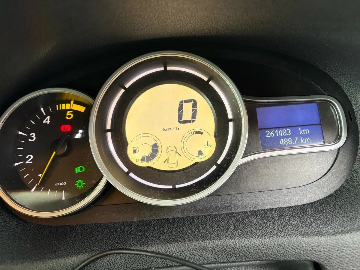 Renault Fluence 2012 1.5dci - Image 3
