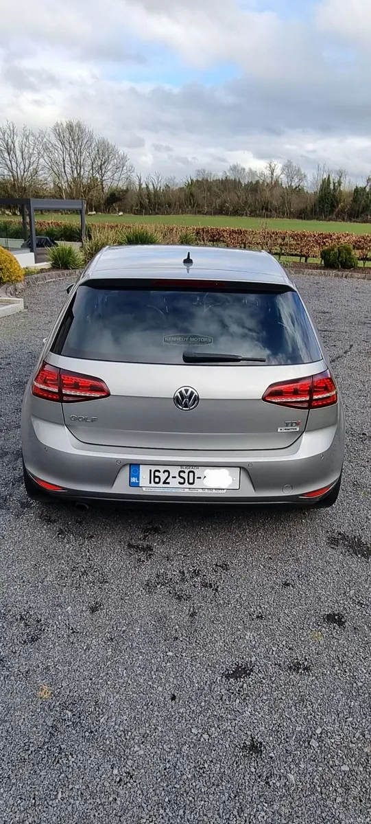 Volkswagen Golf HIGHLINE 1.6 TDI MANUAL 5 SPEED - Image 3