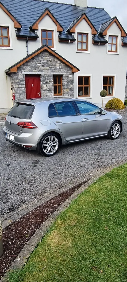 Volkswagen Golf Top Spec HIGHLINE 1.6 TDI - Image 1