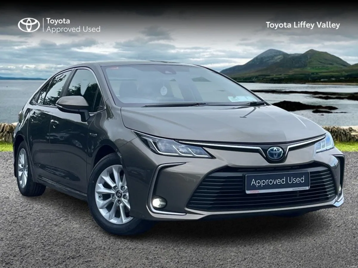 Toyota Corolla COROLLA HYBRID LUNA SALOON - Image 1