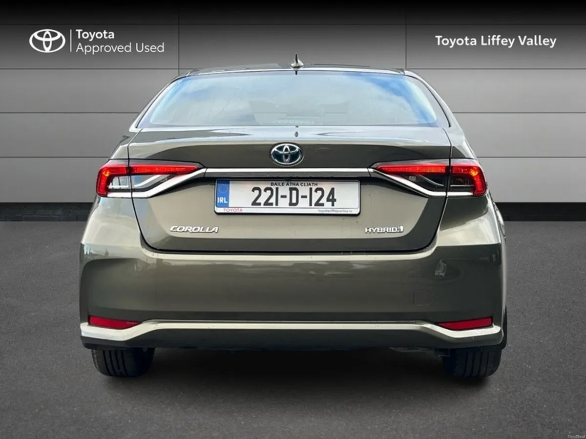 Toyota Corolla COROLLA HYBRID LUNA SALOON - Image 4