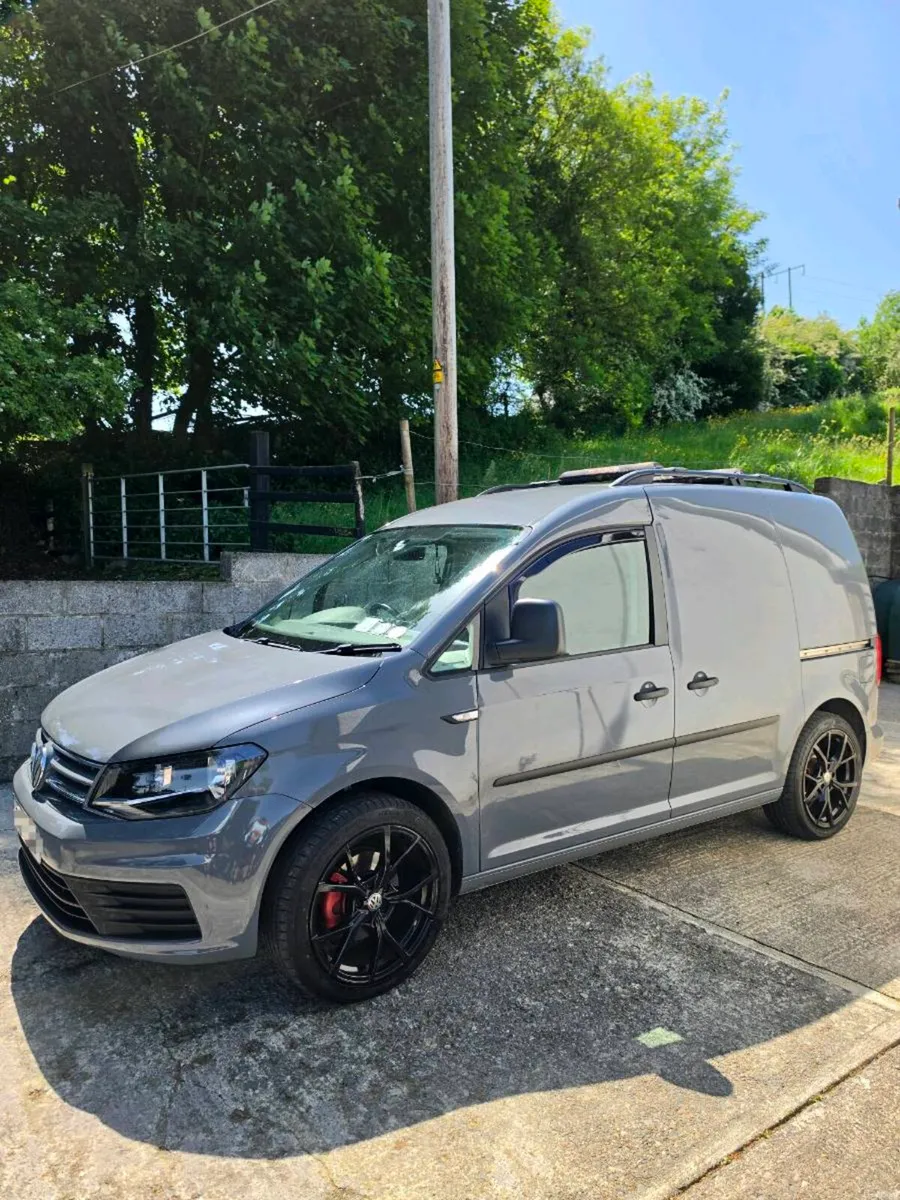 2020 Volkswagen Caddy 2.0 TDI - Image 1