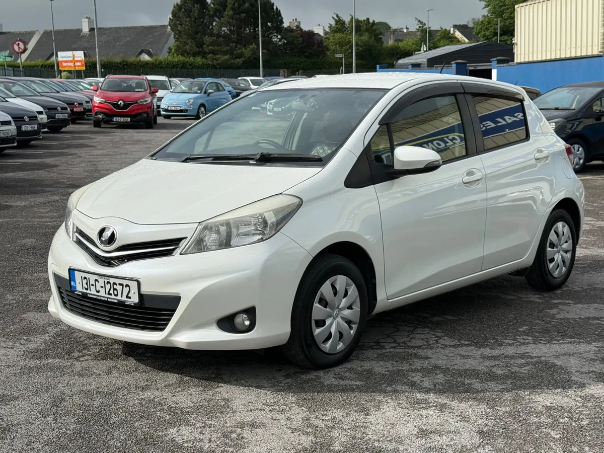 131(white4539)Toyota Vitz/Yaris 1.0 Petrol Auto - Image 3