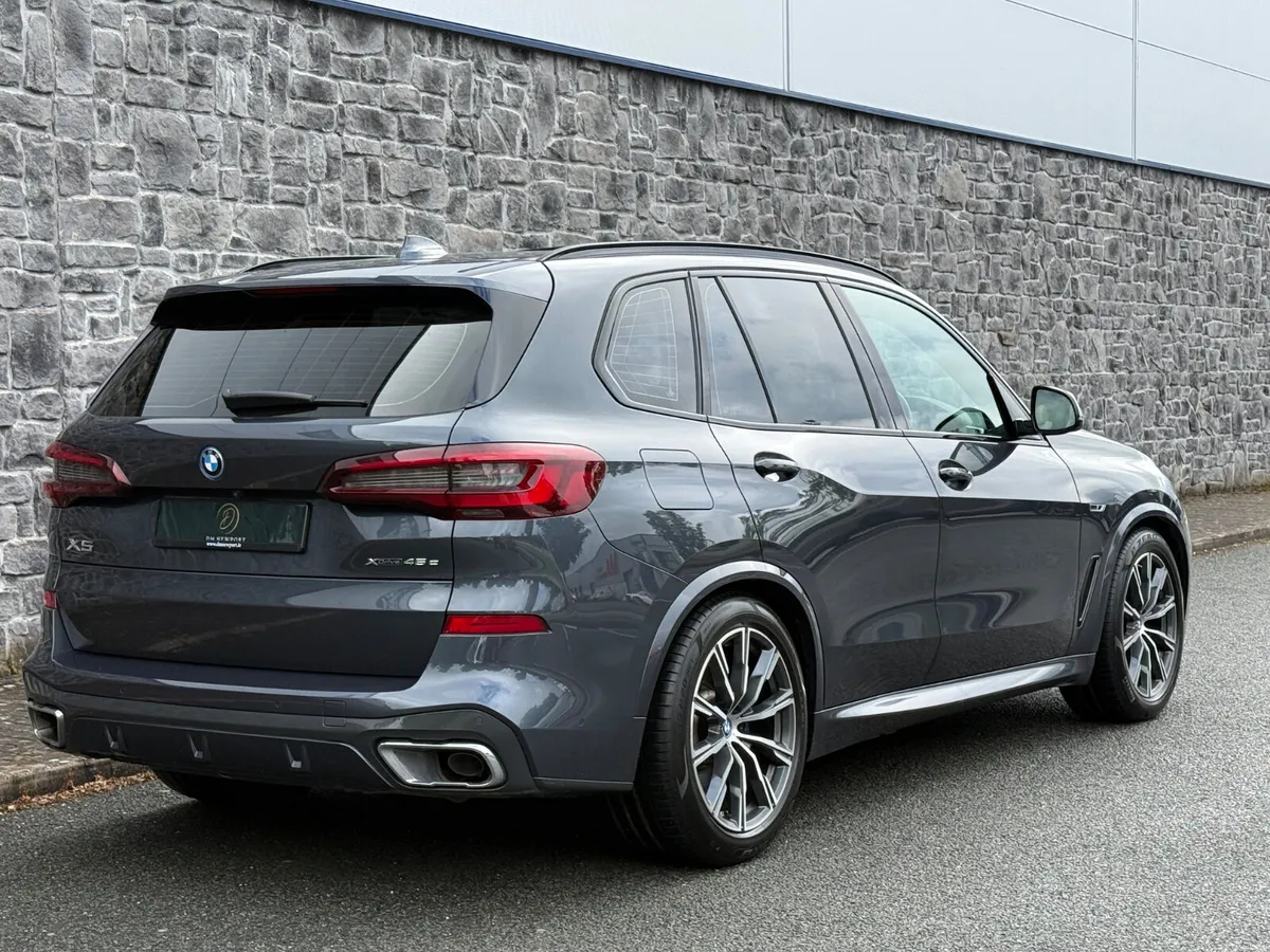 2022 BMW X5 M Sport X-Drive Pan Roof 45E FSH - Image 2