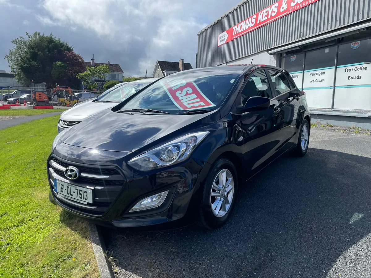 2016 Hyundai i30 Deluxe Low Mileage - Image 2