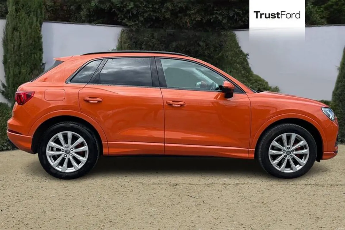 Audi Q3 Sport - Image 3