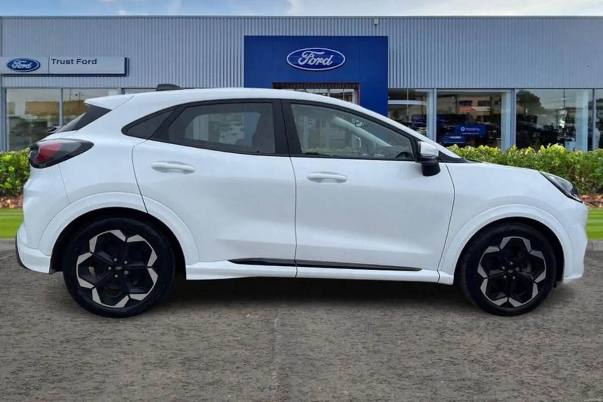 Ford Other Standard Range 43kWh Premium SUV 5dr El - Image 3