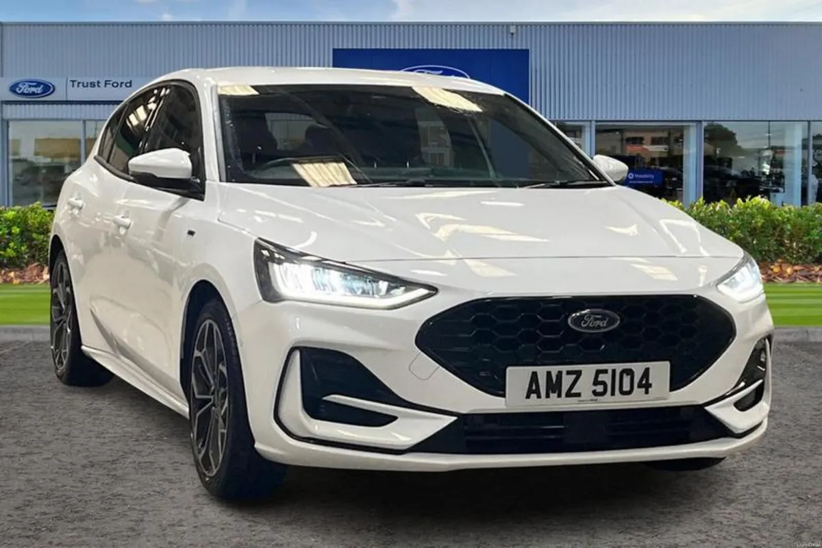 Ford Focus ST-Line X - Image 1