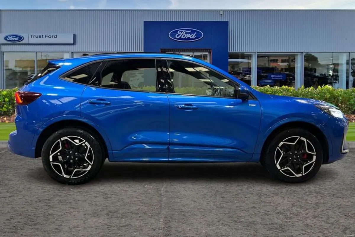 Ford Kuga ST-Line X - Image 3