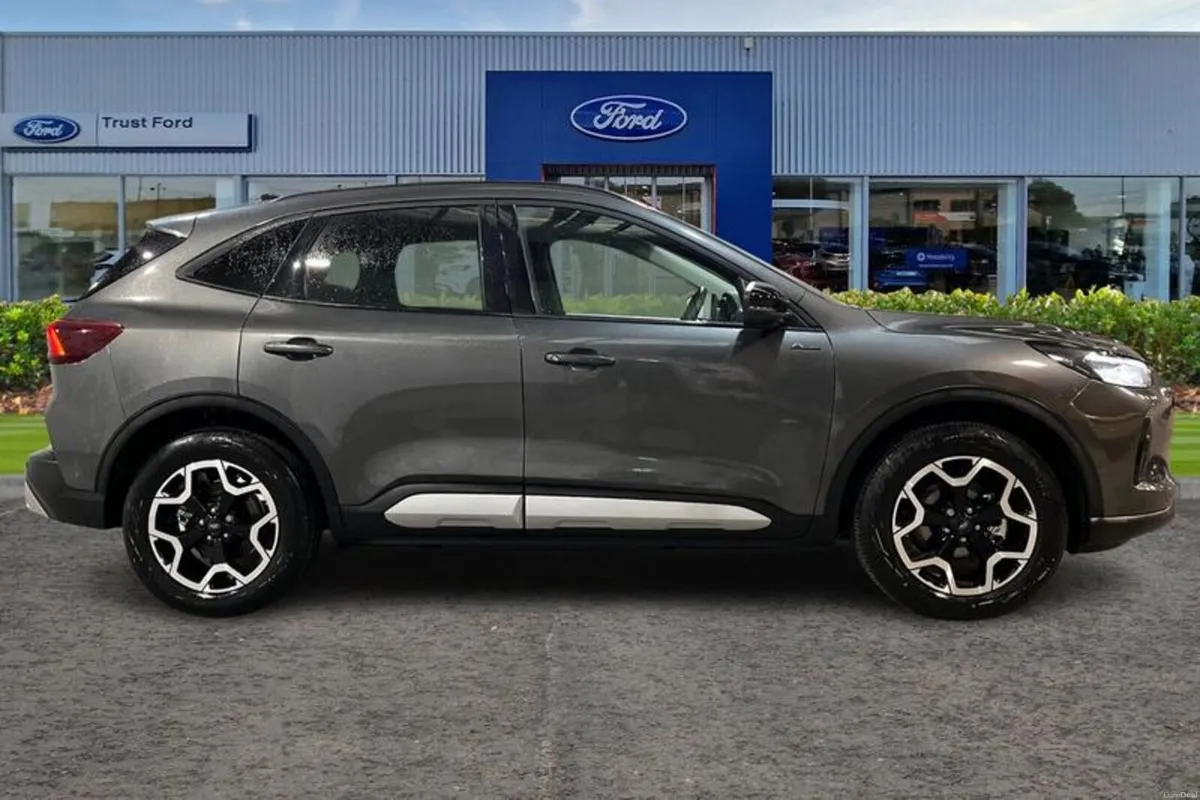 Ford Kuga Active - Image 3