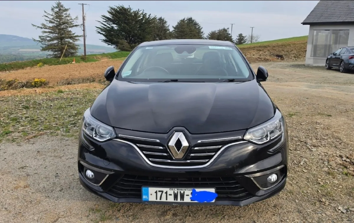 Renault Megane IV Grand Coupe Dynamique - Image 2