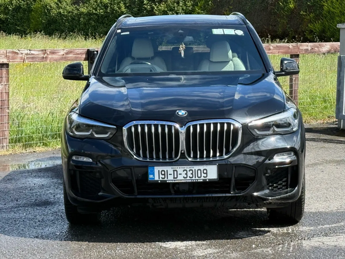 BMW X5 7 SEATER EXCELLENT CONDITION - Image 2