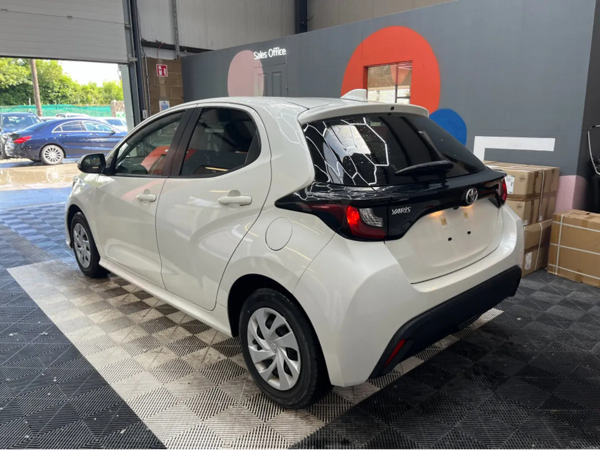 Toyota Yaris €13950 2022 TOYOTA YARIS X 1.0 AUTOMA - Image 4