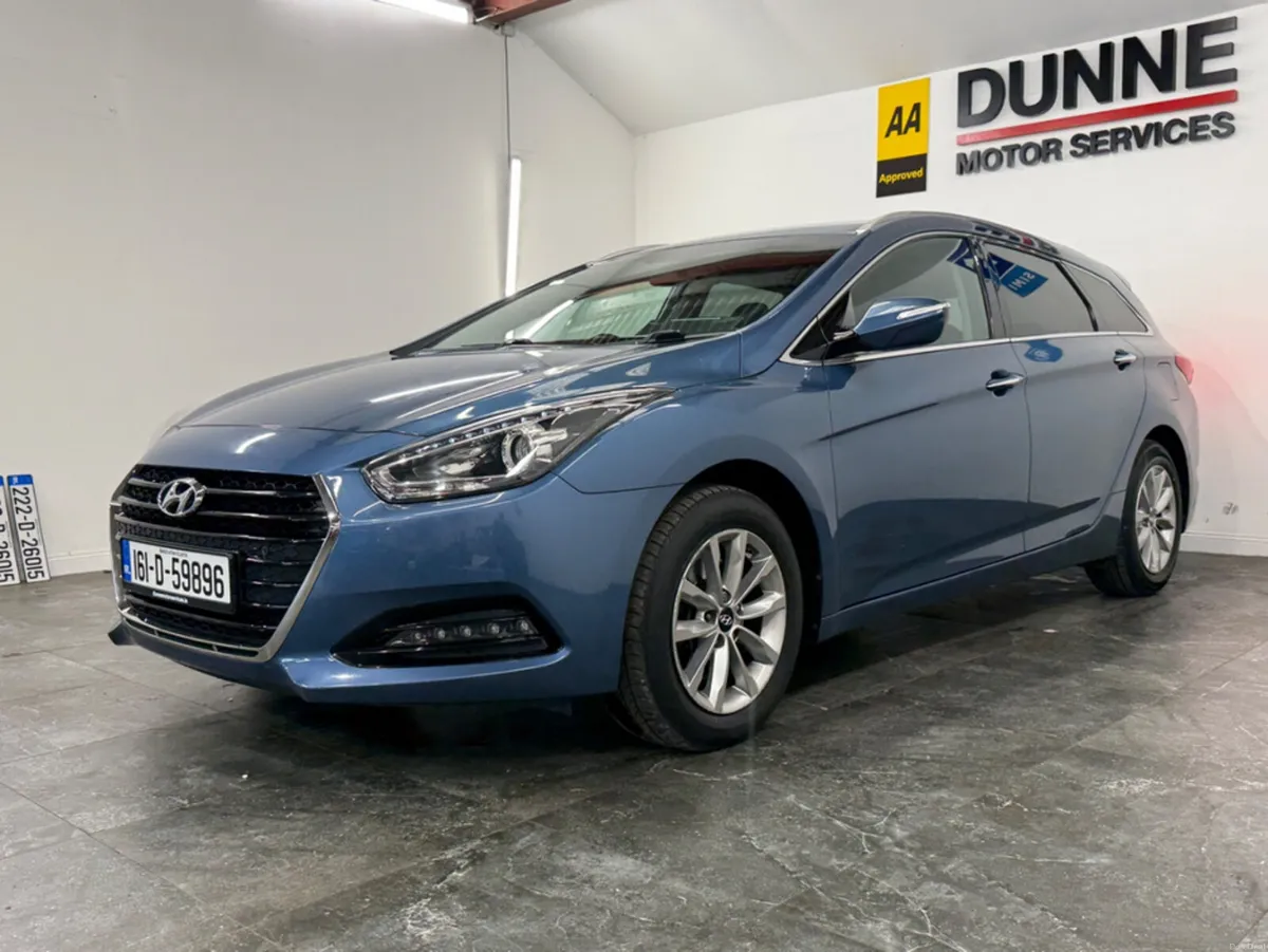 Hyundai i40 **SE NAV**HEATED SEATS **CRUISE CONTRO - Image 2