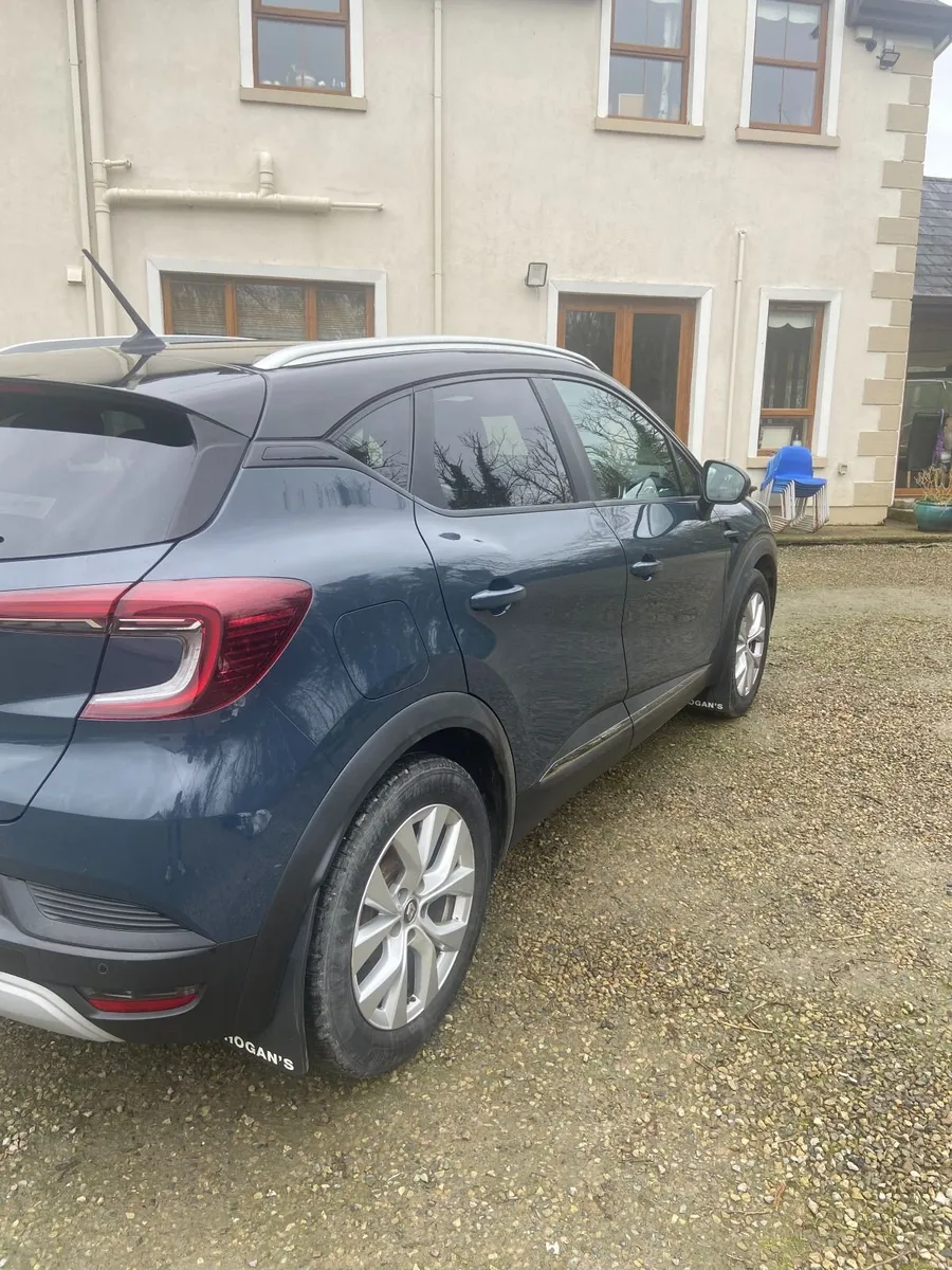 Renault Captur 2021 - Image 3