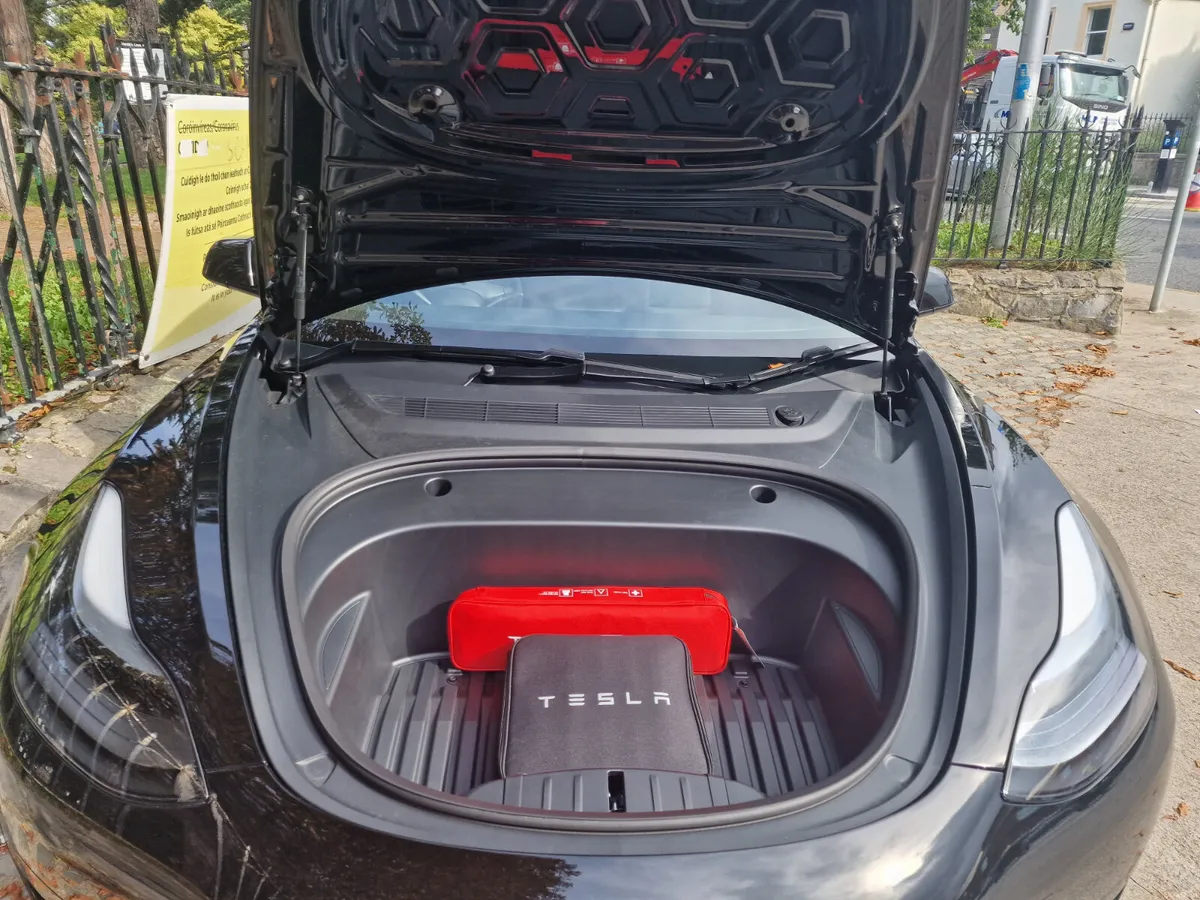 2023 (231) Tesla Model 3 RWD - Image 5