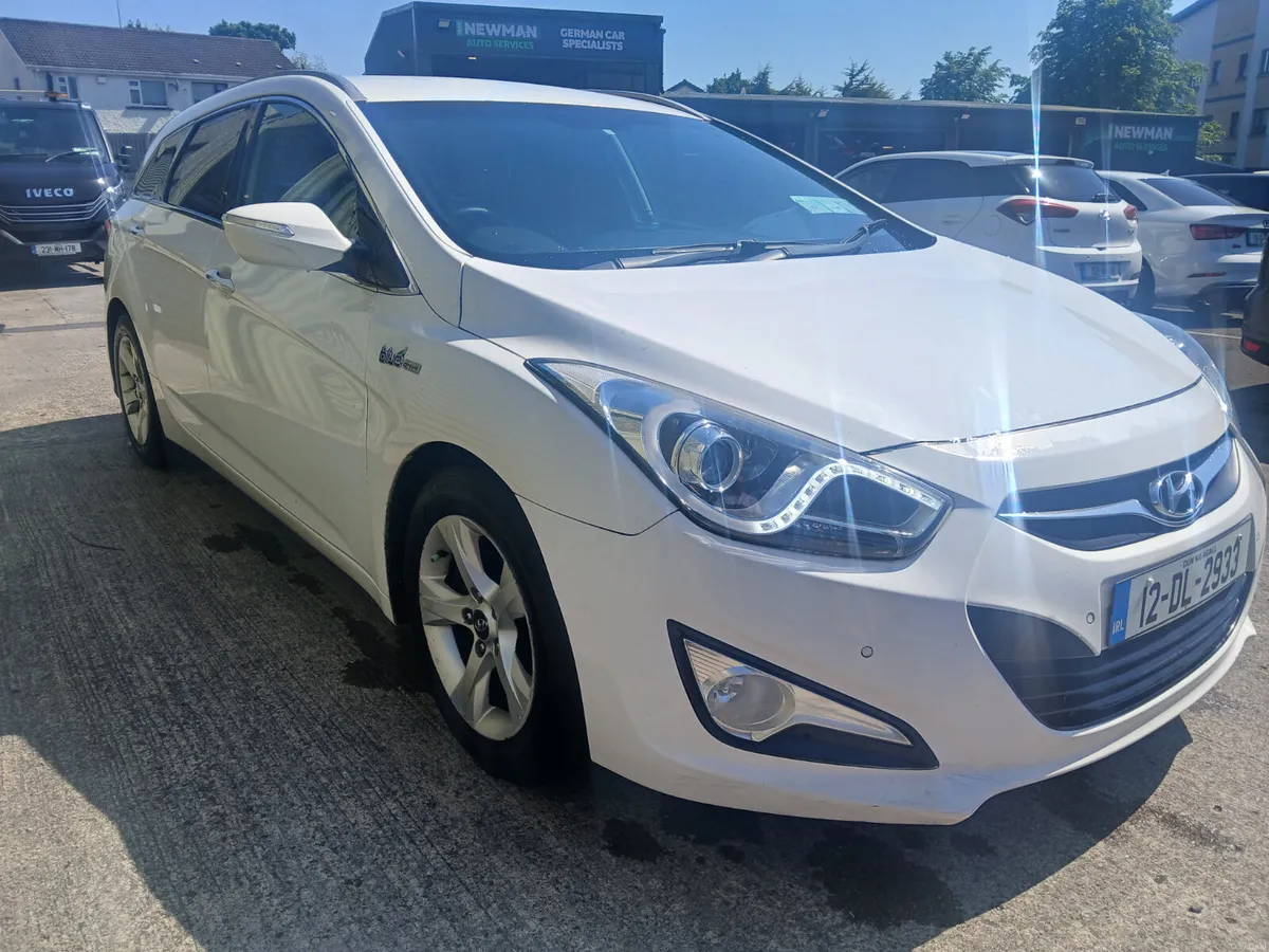 Hyundai i40  diesel  estate. 2012 - Image 1