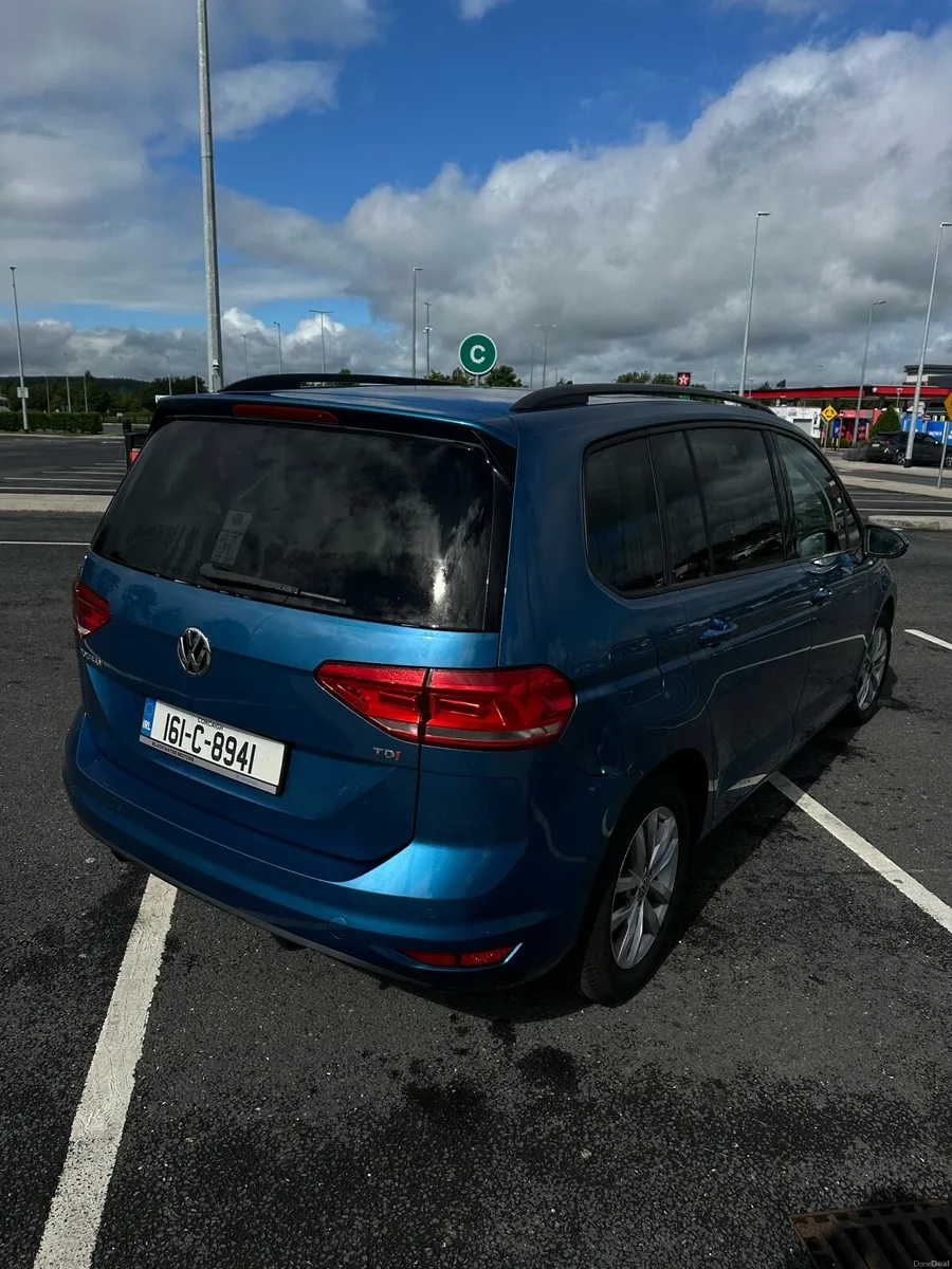 2016 VW Touran 1.6 Diesel Excellent Condition - Image 4