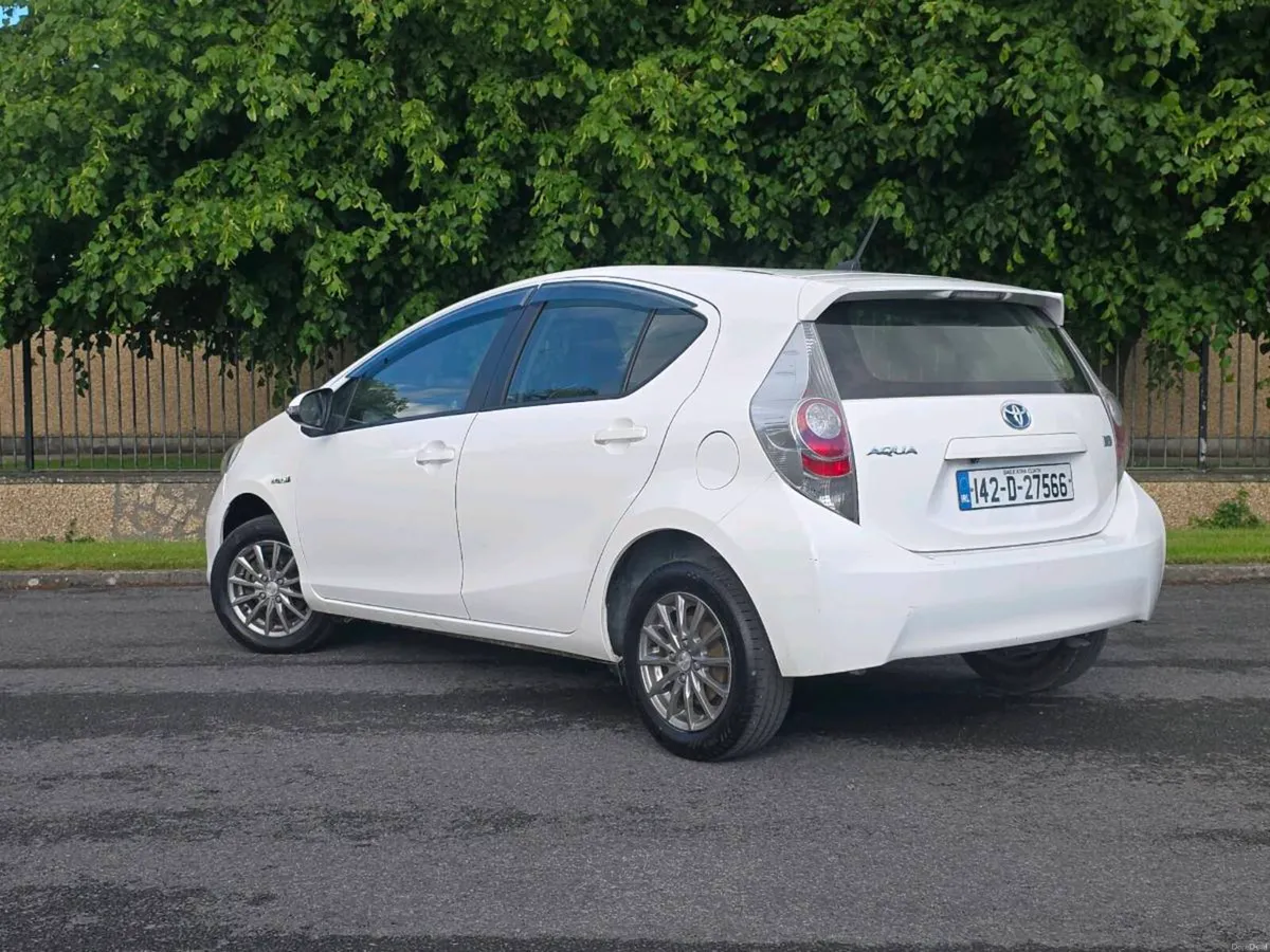 2014 Toyota Aqua 1.5 Hybrid Auto Alloys - Image 4