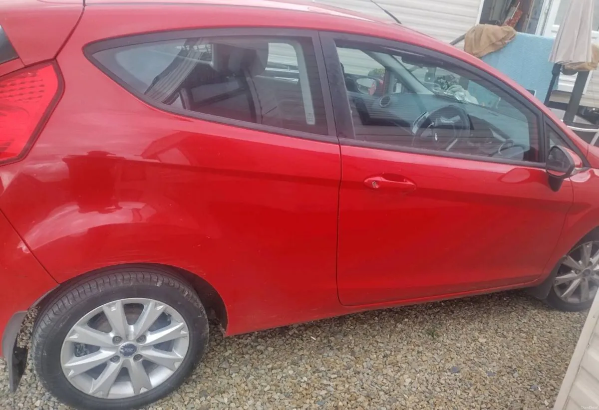2010 3dr Ford Fiesta 1.4 TDCI - Image 2