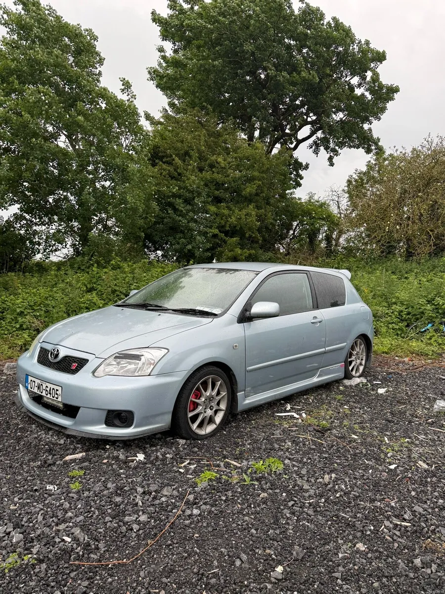 1.4 D-4D E12 Corolla - Image 1
