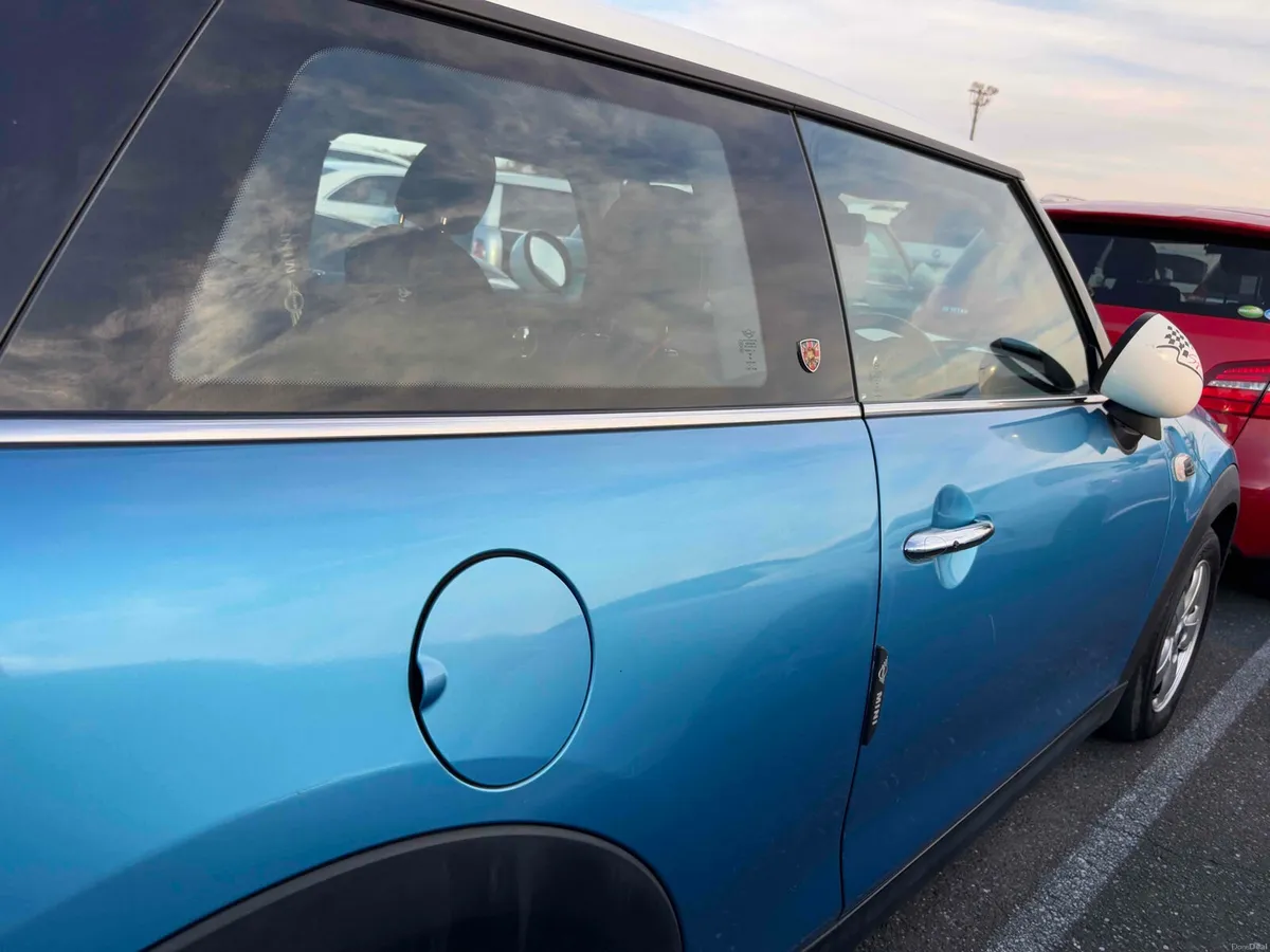 MINI COOPER 1.5D AUTO 2018 - Image 2
