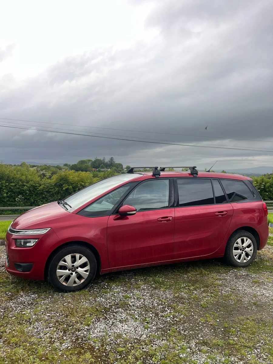 Citroen C4 Picasso 7Seater 1.6 Ehdi 115 VTR manual - Image 4