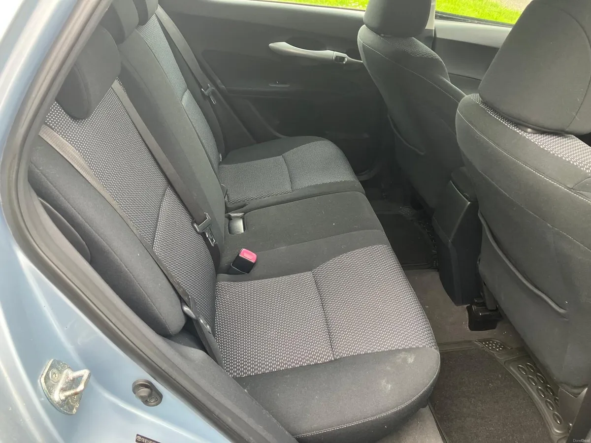 Toyota Auris - Image 3