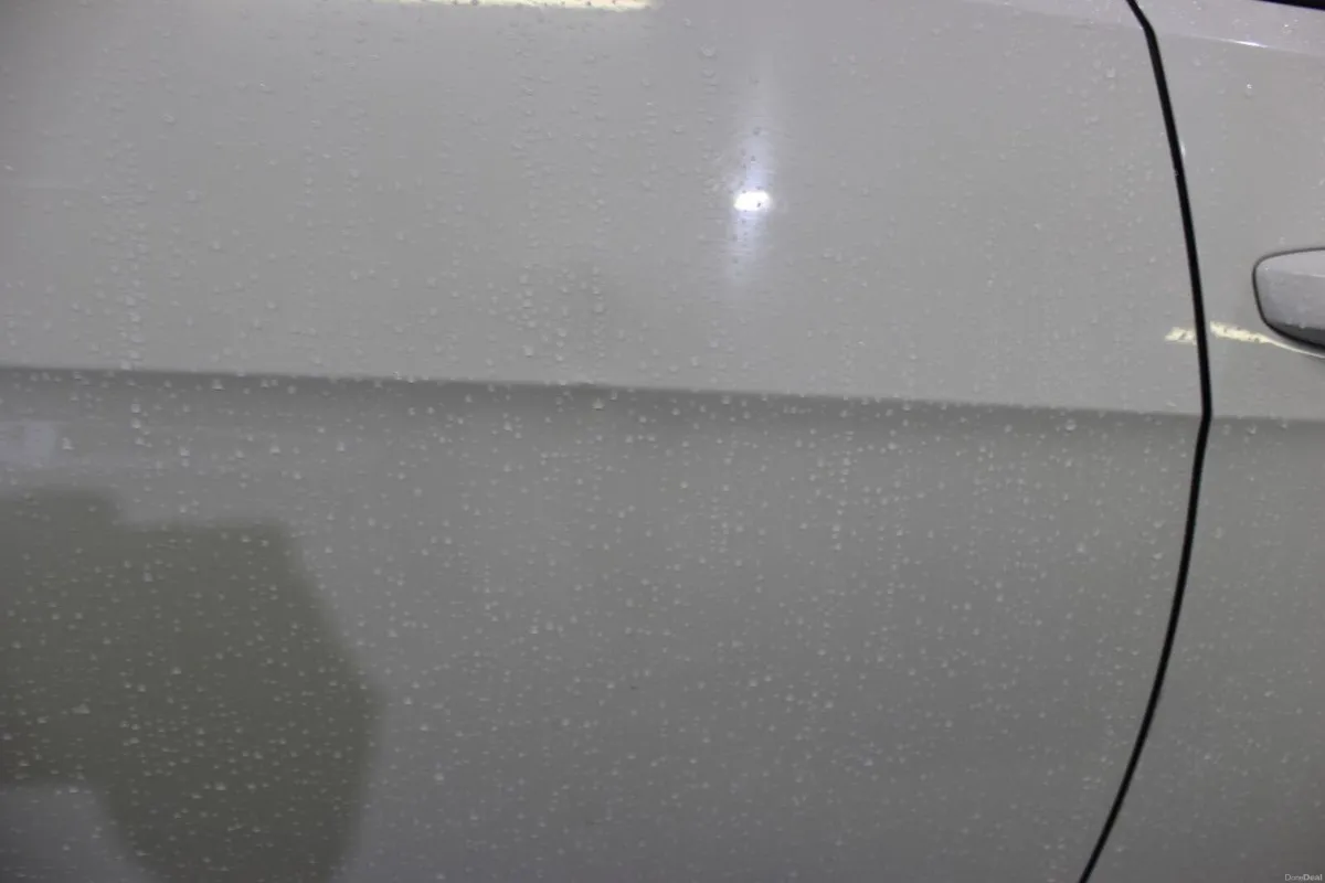 Volkswagen Golf 1.2 TSI 5DR 110HP Allstar Sunroof - Image 4