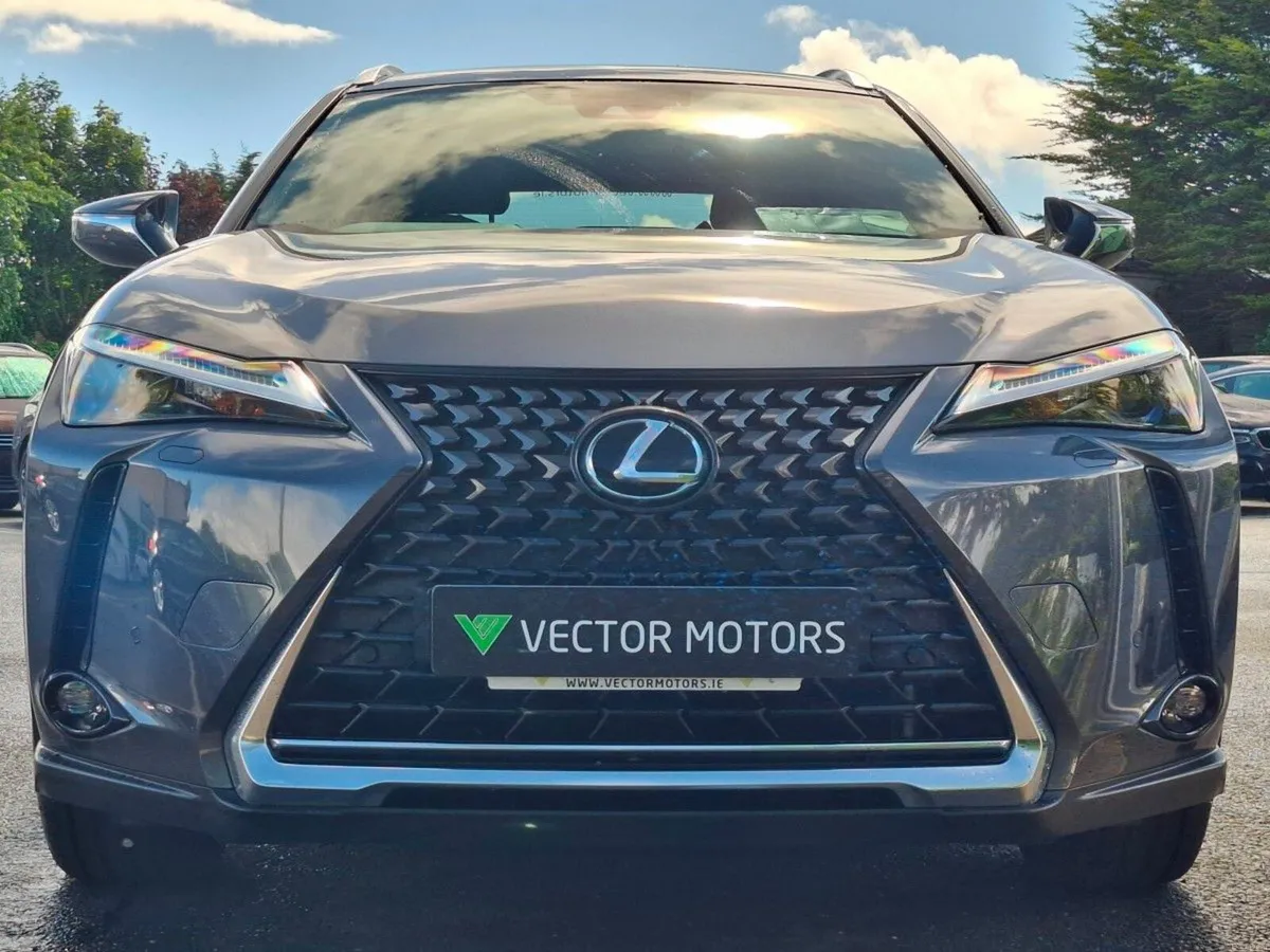 Lexus UX 300E PREMIUM PLUS LEATHER FULLY ELECTRIC - Image 3