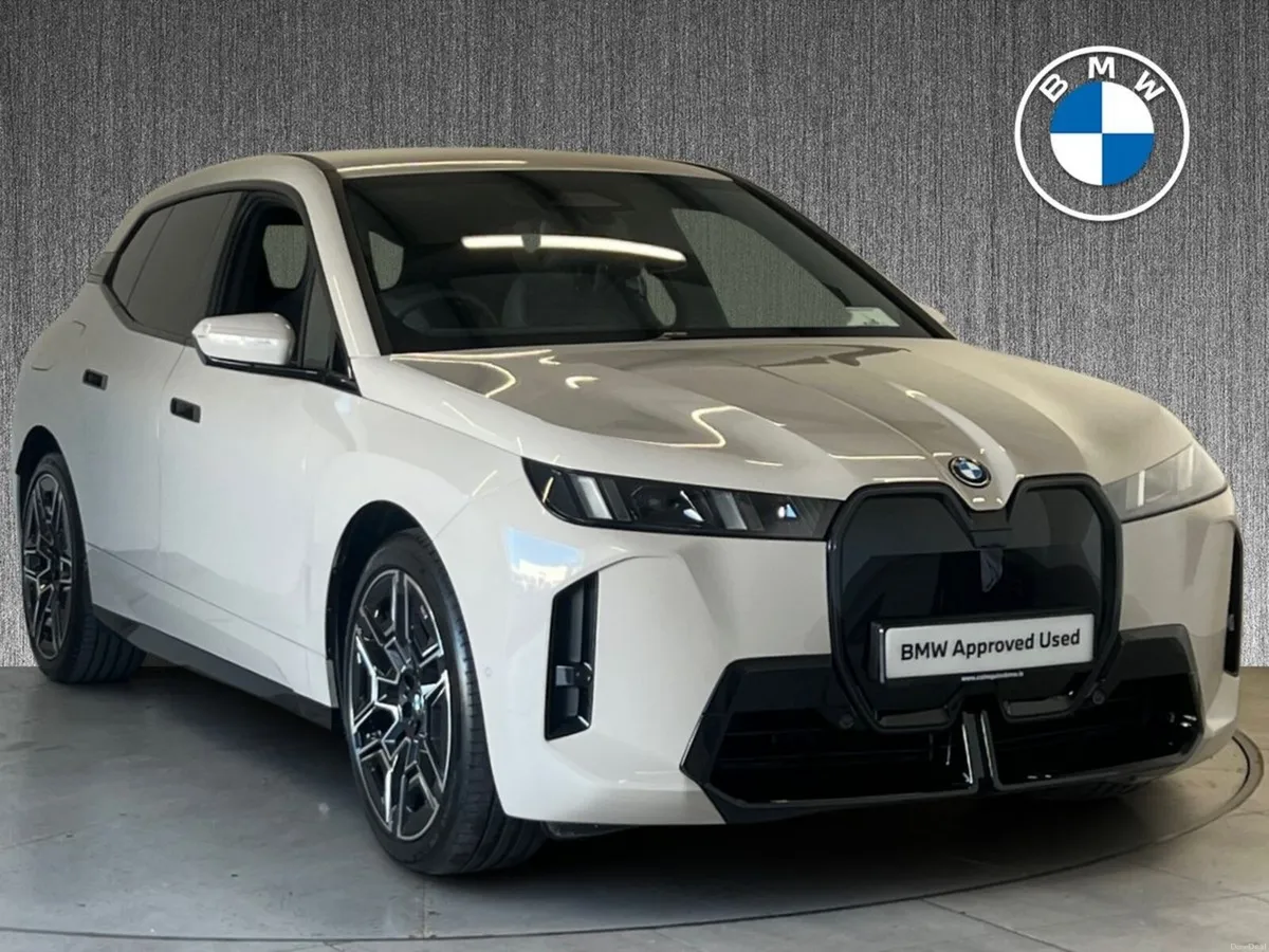 BMW iX xDrive45 M Sport - Image 1