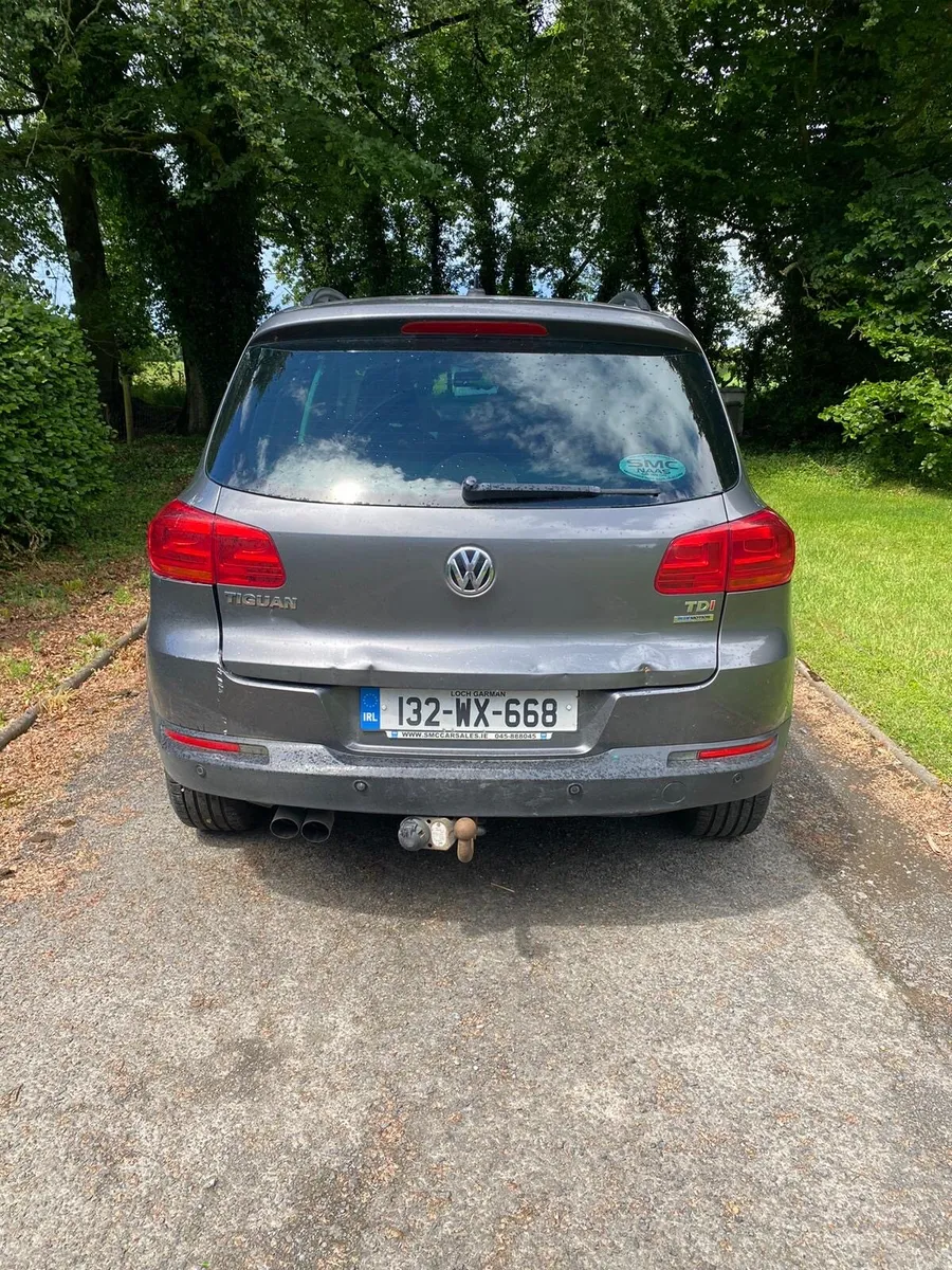 Car - Image 3