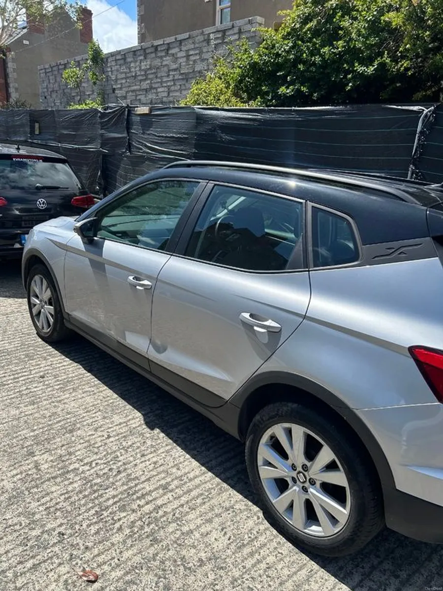 2019 Seat Arona - Image 4