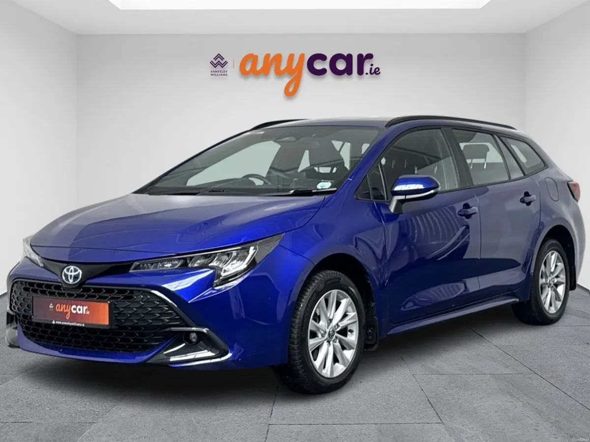 Toyota Corolla 1.8 Hybrid Luna Saloon - Image 3