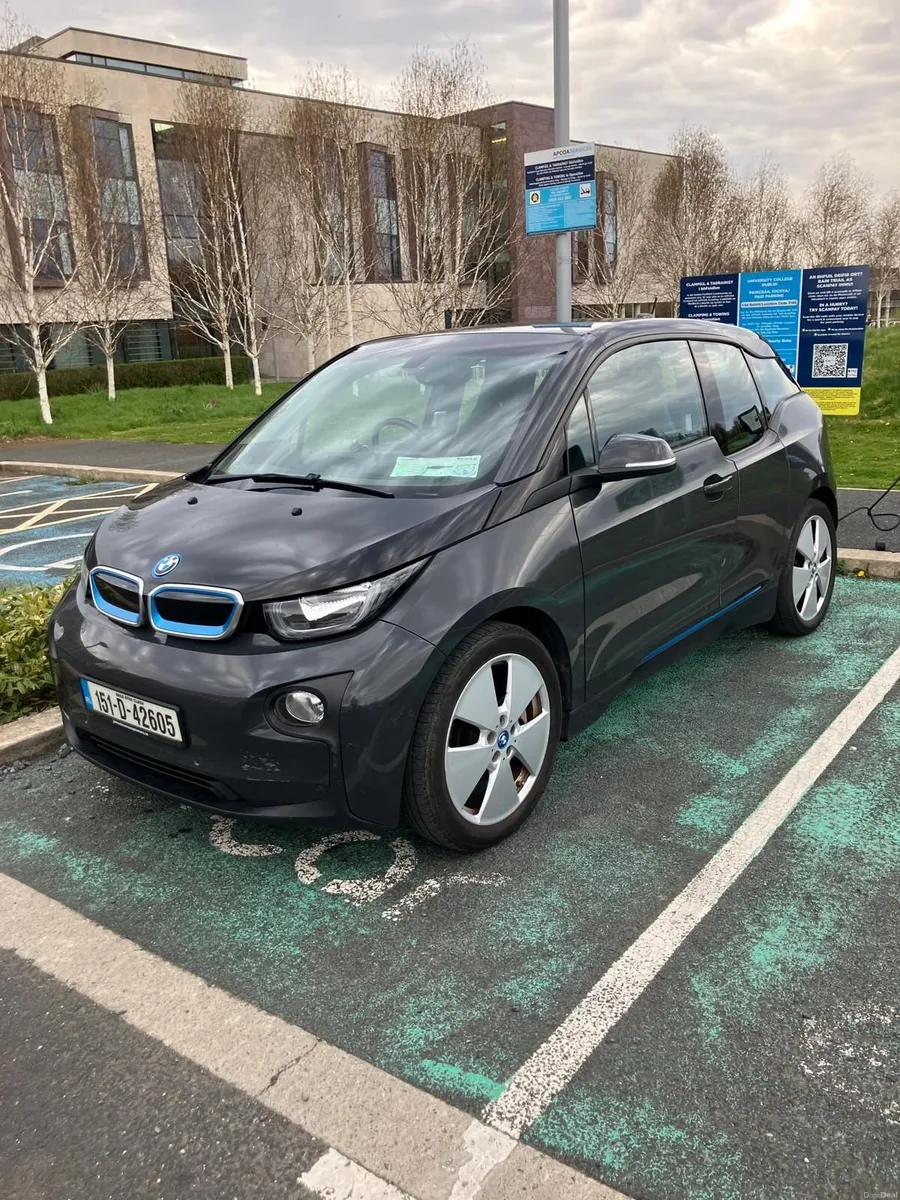 BMW i3 2015 - Image 2