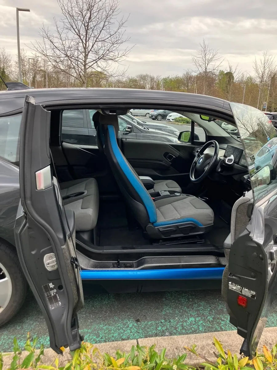 BMW i3 2015 - Image 6