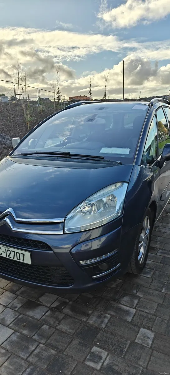 Citroen C4 Picasso 2012 Diesel, Automatic. - Image 1