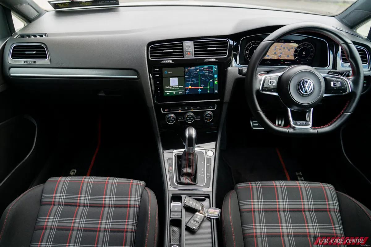 🔥 2018 Volkswagen Golf GTI  7.5 DSG 230 BHP 🔥 - Image 4